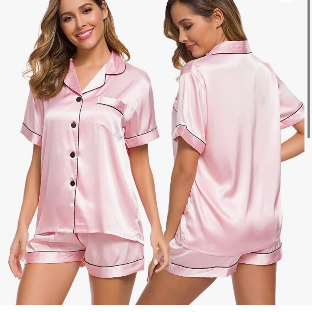 SWOMOG Silk Two-Piece Pajama Set